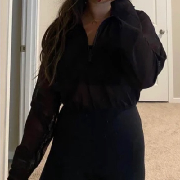 Lululemon Reversible Mesh 1/2 Zip - Picture 2 of 4